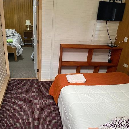Casa Chilhue - Hostal Residencial Castro Ngoại thất bức ảnh