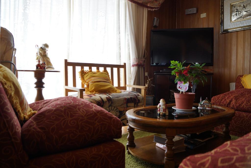 Casa Chilhue - Hostal Residencial Castro Ngoại thất bức ảnh